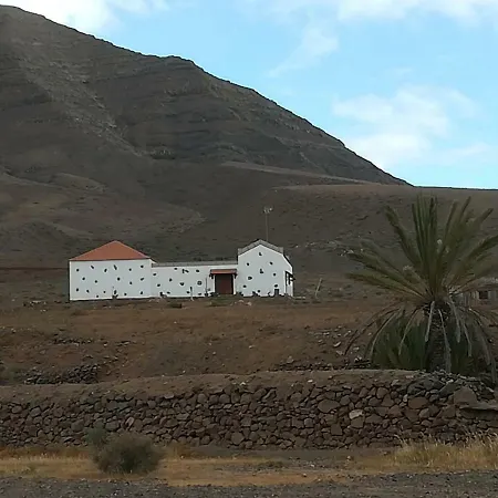 Casa Canada Del Chaparro * Tuineje